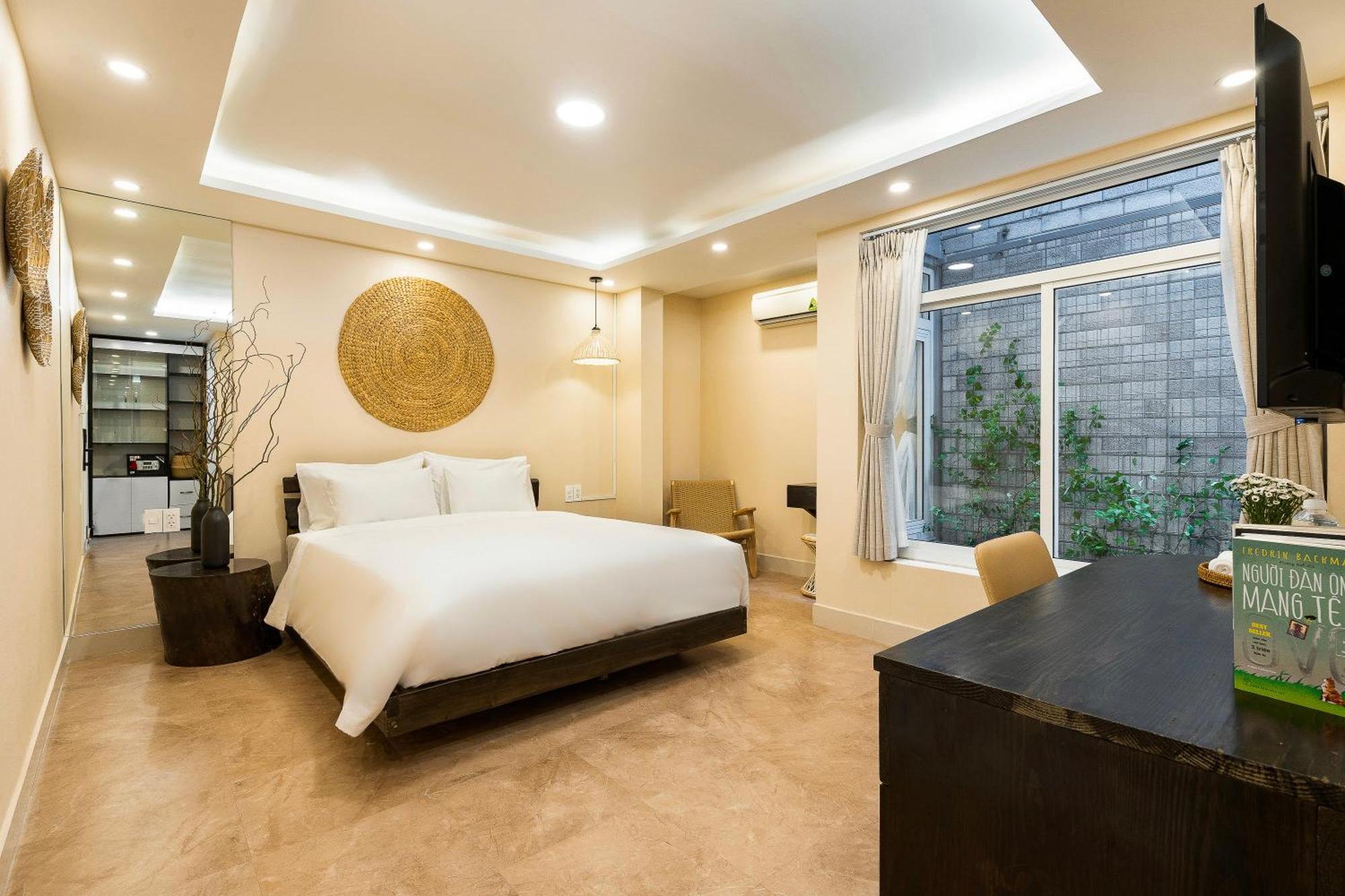 Hemtouch House Hotel Ho Chi Minh City Exterior photo